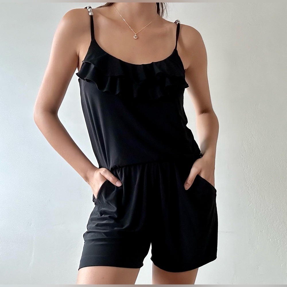 4 (Small) White House Black Market Romper